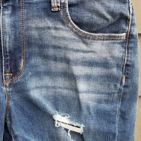 Maurices Upcycled Distressed Jean Shorts with British Flag Pocket Medium - Picture 11 of 13